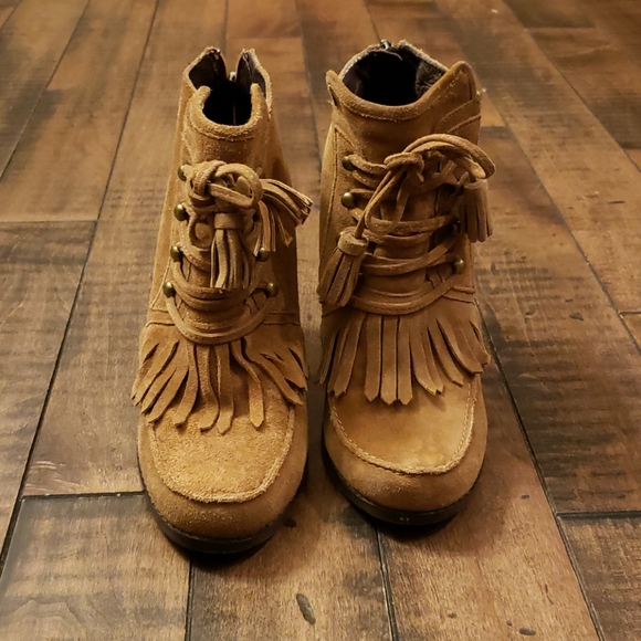 Pegabo suede heeled booties. Size 37 - Picture 3 of 11